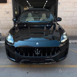 Maserati Grecale 2.0 MHEV 330 CV AWD Modena