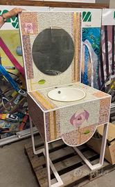 Blocco di oggetti vintage usati originali