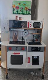 Cucina per bambini Lidl completa di accessori