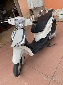 Scooter Piaggio Liberty 50 cc, 4 t
