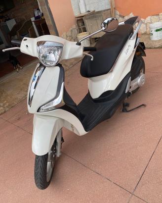 Scooter Piaggio Liberty 50 cc, 4 t