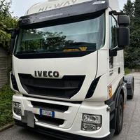 Trattore stradale Stralis