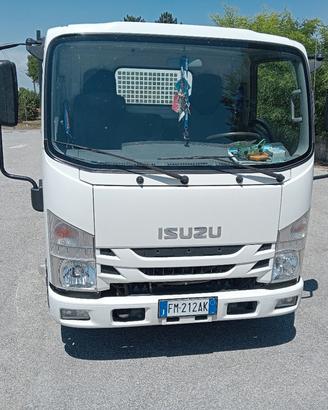 Isuzu m21