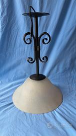 Lampadario in ferro battuto