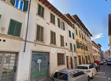 Appartamento ammobiliato via Santa Reparata