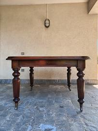 Tavolo antico allungabile '800 in noce