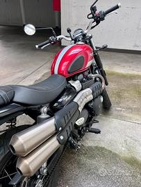 Triumph Street Scrambler 900