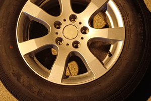 Ruota di scorta per roulotte