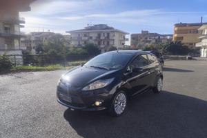 Ford Fiesta TITANIUM 1.4 TDCi 68cv