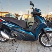 Piaggio Beverly 300 4899,00PROMO DI 700 euro