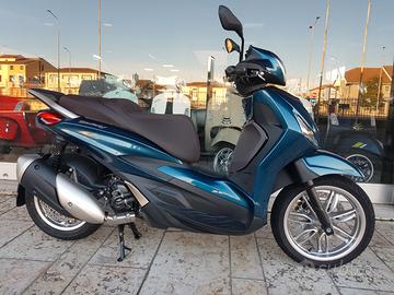 Piaggio Beverly 300 4899,00PROMO DI 700 euro