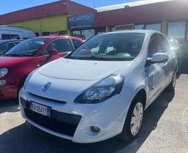 RENAULT Clio 1.2 16V 5 porte Yahoo!