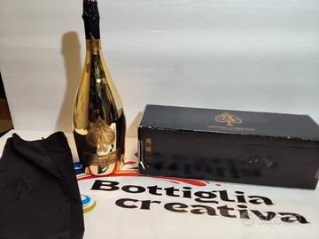 ARMAND DE BRIGNAC GOLD JEROBOAM VUOTA CON SACCA 