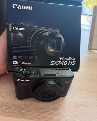 Canon sx740hs