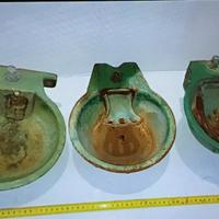 Abbeveratoio n. 1 xbovini anni 60 ottimi x lampade