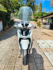 Honda SH  125 SPORT
