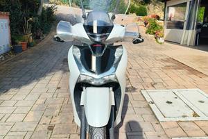 Honda SH  125 SPORT