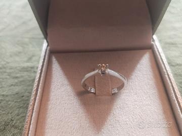 Anello solitario 