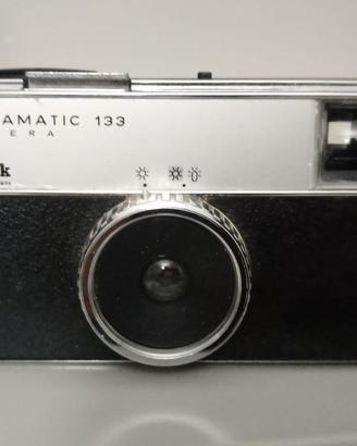macchina fotografica Kodak Instamatic 133 vintage