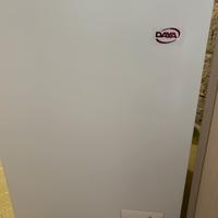 Congelatore DAYA a pozzo orizzontale.