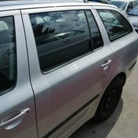 Porta posteriore sinistra SKODA OCTAVIA del 2007