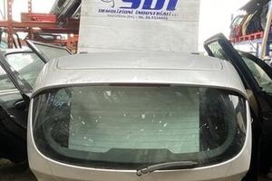 Portellone cofano posteriore ford fiesta