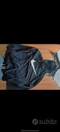 felpa nike nera con cappuccio