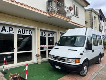 Iveco Daily 29L12 2.3hpi 9 POSTI