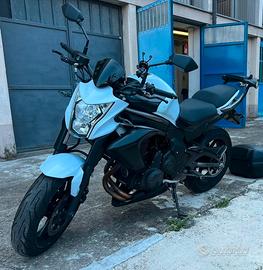 Kawasaki er6n 2012    14.000km