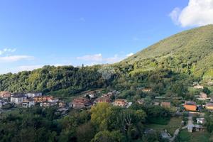 2 LOCALI A GENAZZANO