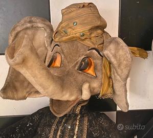 Giocattolo elefante fachiro vintage