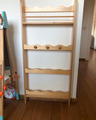 Libreria montessoriana in legno naturale