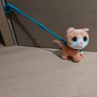 gattino da passeggio parlante