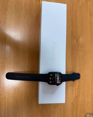 Apple Watch Series 8  41mm GPS - Batteria 92%