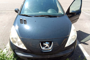 AUTOVETTURA PEUGEOT 206 , 5 PORTE TG. EC601RR