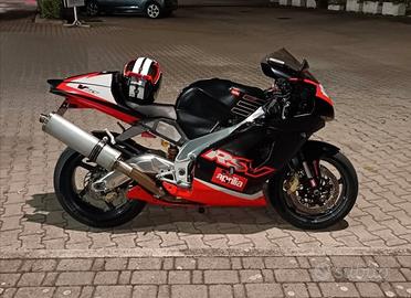 Aprilia rsv 1000 del 2001 
