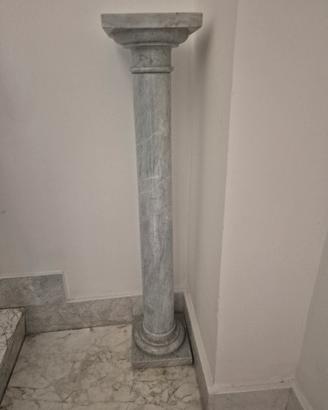 colonna in marmo