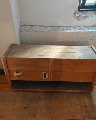mobile stereo a console 