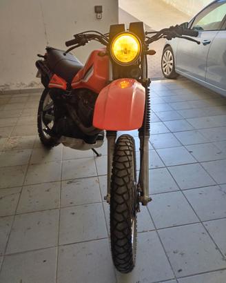 Yamaha XT  550 asi