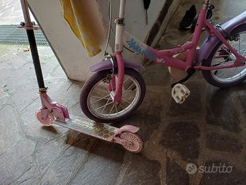 Bicicletta bimba più monopattino