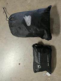 Antipioggia moto scarpe e tuta completo 