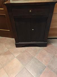 mobiletto basso legno rustico 