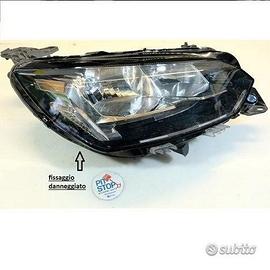 Faro dx fanale destro peugeot 208 9823193880