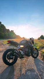 Speed triple 1200 rs