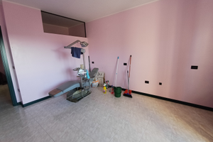 Via peretti Studio Medico o professionale 75mq