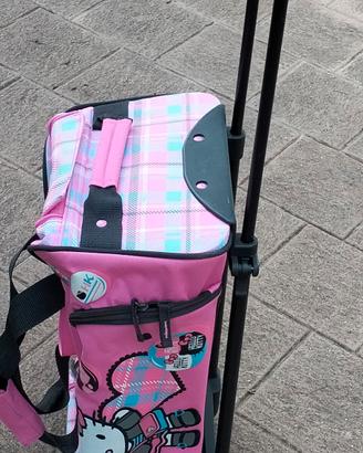 trolley hello Kitty 