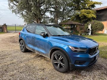 Volvo XC40 R Design T4 2018
