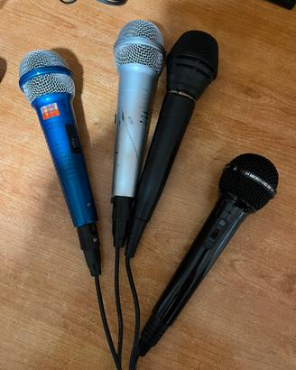 4 Microfoni con cavo