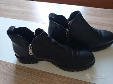 Stivaletti bassi in pelle colore Nero n 40