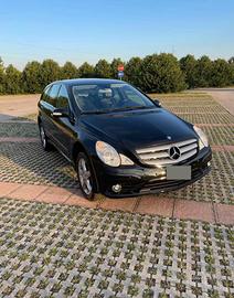 Mercedes 2010